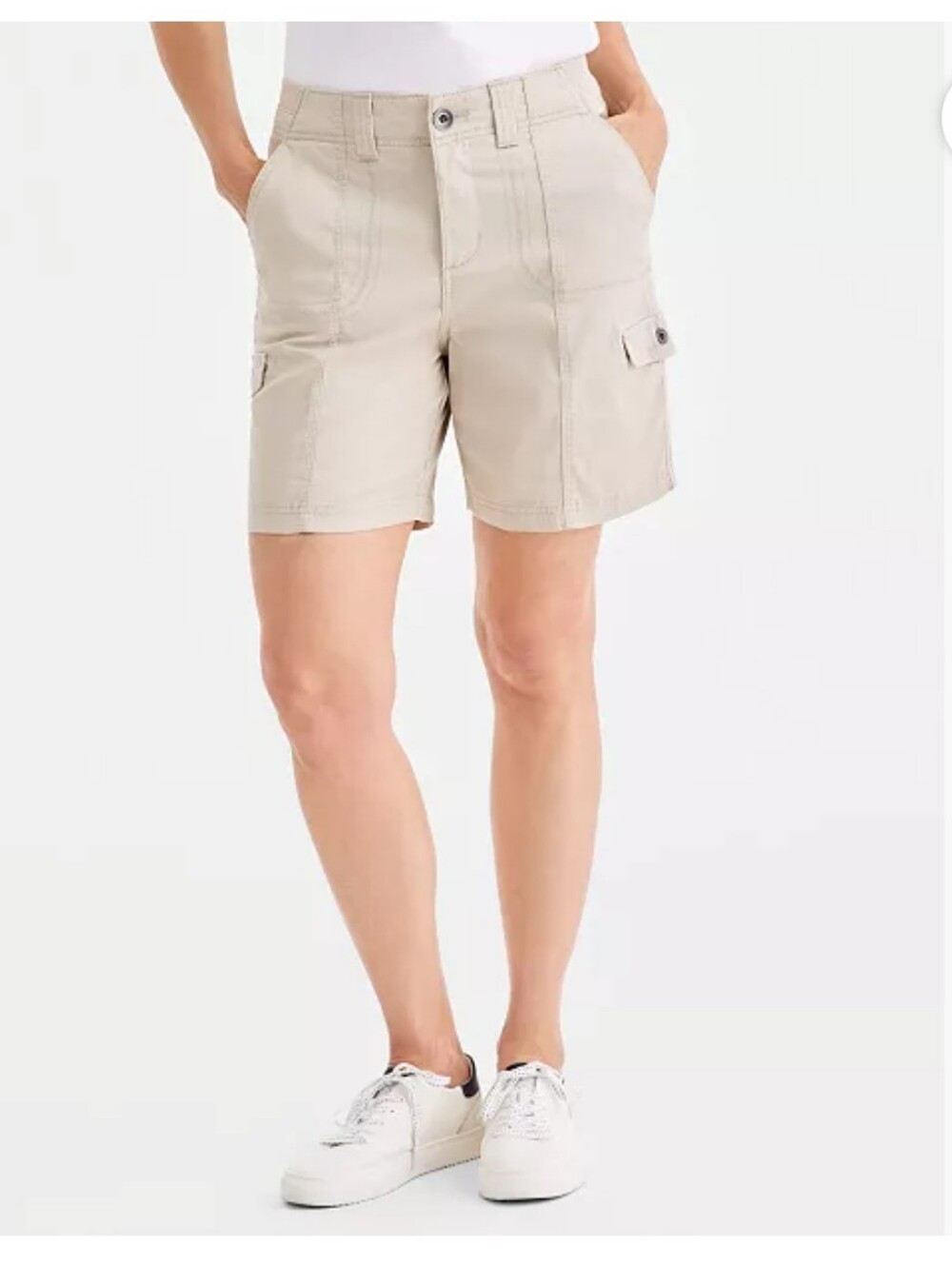 Style & Co. Women's Mid-Rise Comfort-Waist Cargo Shorts. New With Tags.
